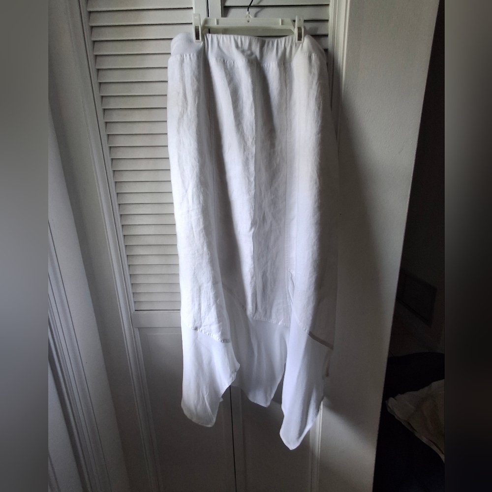 Chico's Flowing White A-Line Skirt